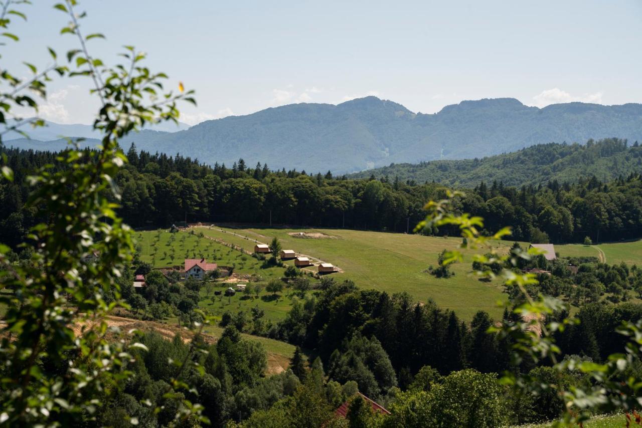 My Little Village Poiana Mărului Exterior foto
